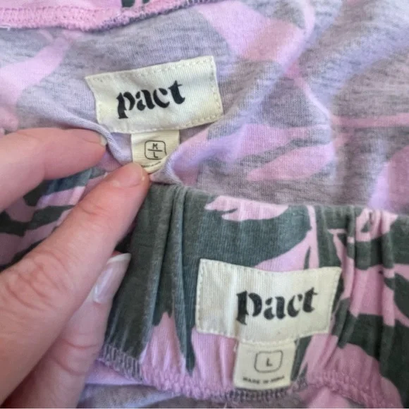 Pact Organic Cotton Floral Lounge Set Kimono Top + Pants | Size M/L & L - Picture 3 of 5